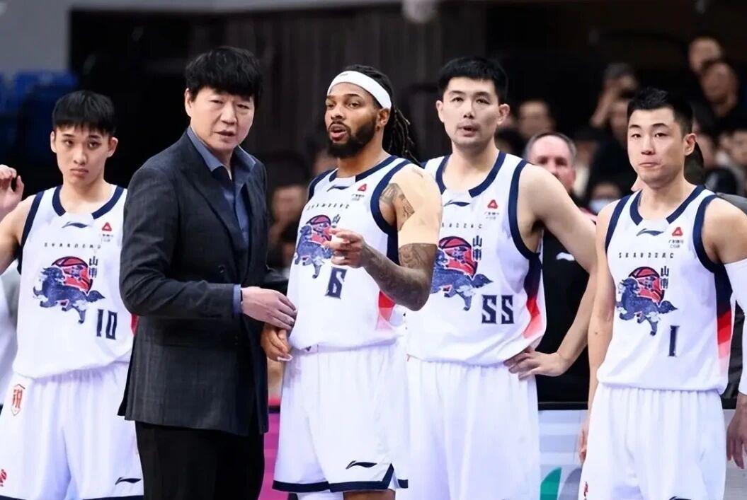 开云官网-山东男篮伤内线大将，林葳欲重返CBA，广东男篮旧将签约合肥狂风